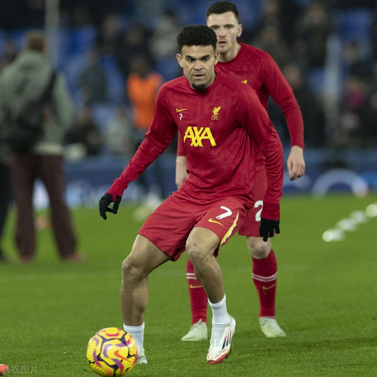 od体育网页版-狼队冲击欧冠，士气水涨船高！