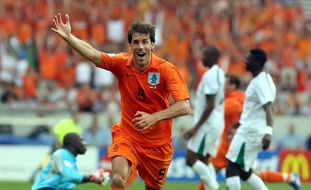 od体育娱乐-荷兰队奋勇争胜，斩获欧国联第四