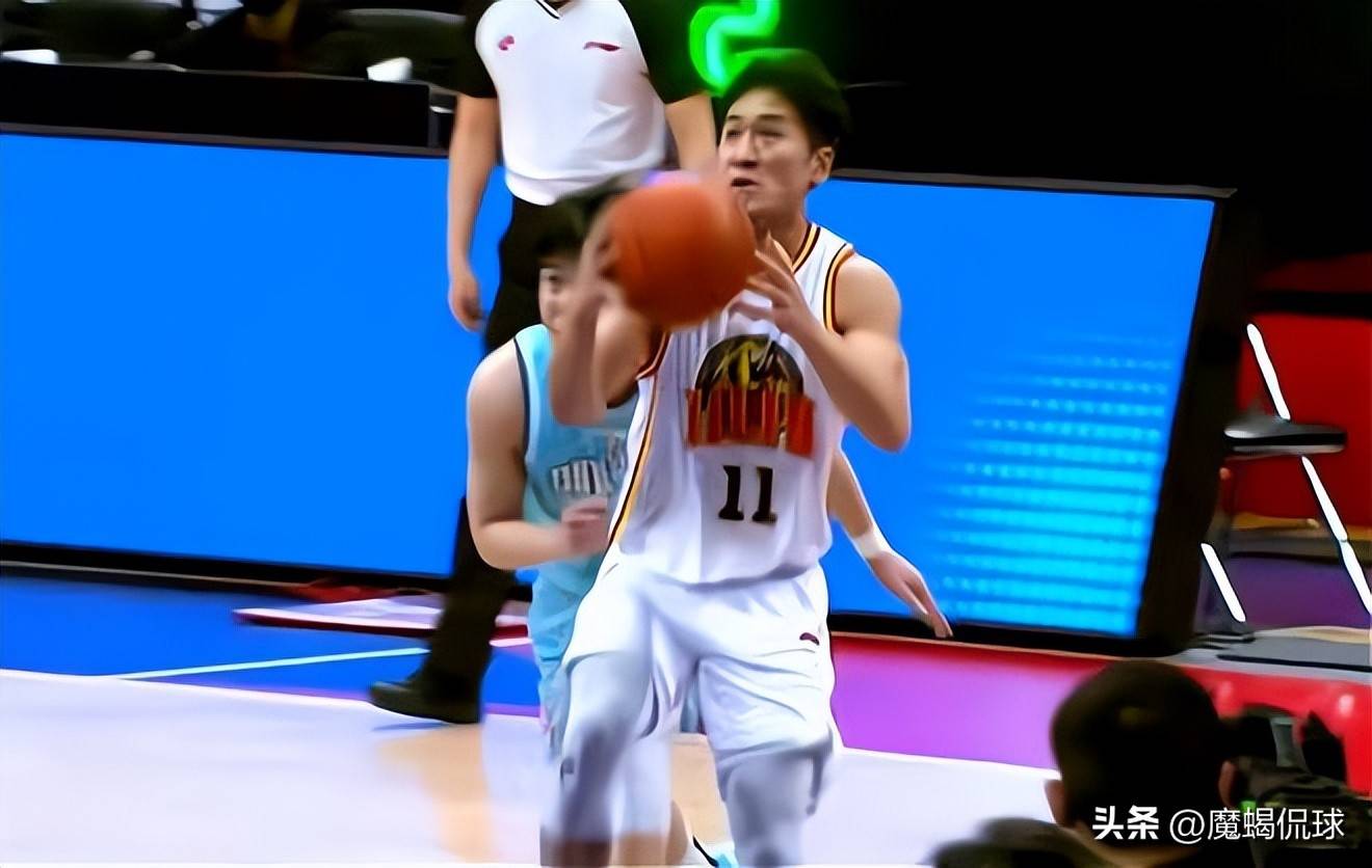 od体育app-包含山东高速队员因伤休战，球队备战CBA比赛受挑战的词条