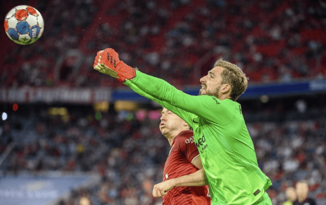 od体育注册-法兰克福客场爆冷输球,惨遭逆转