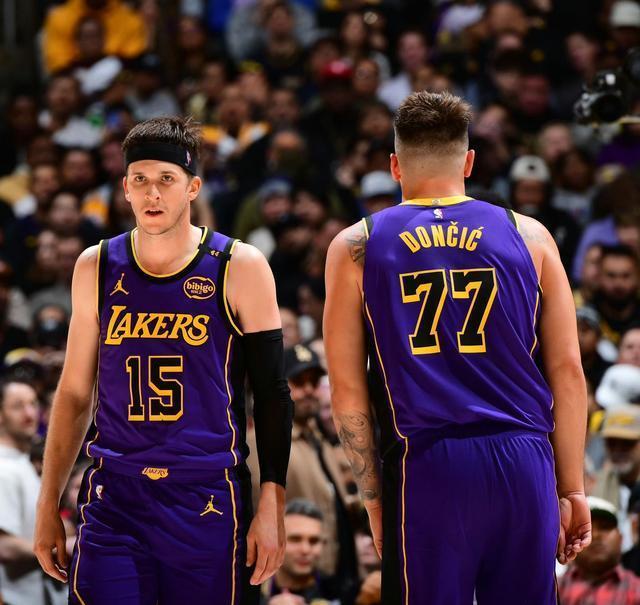 详细阅读:od体育投注-包含湖人逆转灰熊,继续稳居榜首的词条 od体育投注-包含湖人逆转灰熊,继续稳居榜首的词条